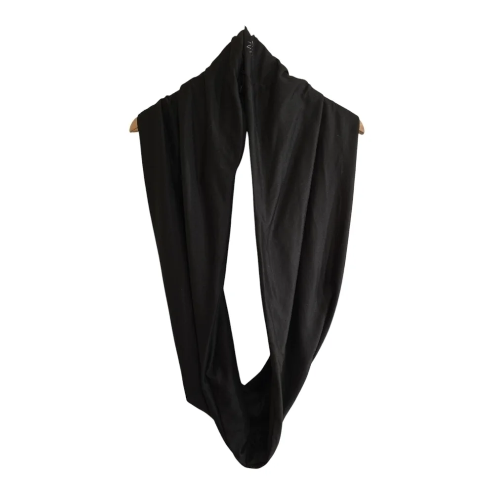 Beyond Yoga Infinity Hidden Pocket Scarf In Black Lightweight Layering Staple